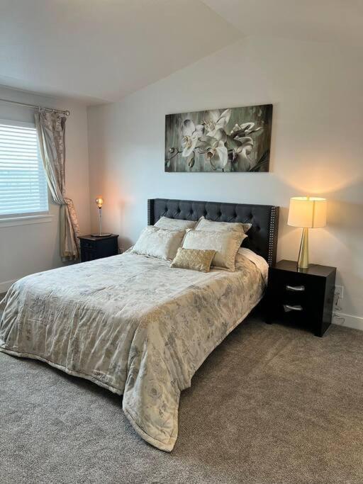 Brand New 3-Beds Stylish Entire House At Lehiヴィラ エクステリア 写真